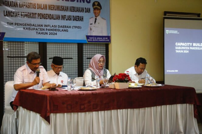 
					Pemkab Pandeglang Komitmen Kendalikan Inflasi