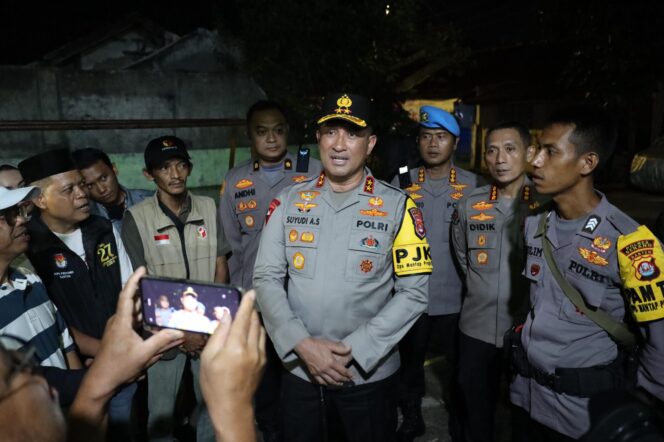 
					Malam Ini Kapolda Banten Tinjau TPS, Personil Gabungan Disiagakan