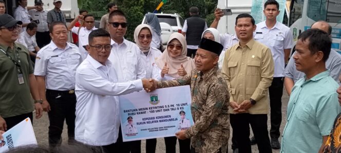 
					Gubernur Banten Dukung Sektor Perikanan di Pandeglang