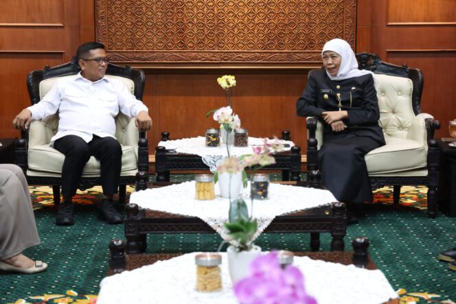 
					Bersama Khofifah Indar Parawansa, Gubernur Banten Bahas Ini