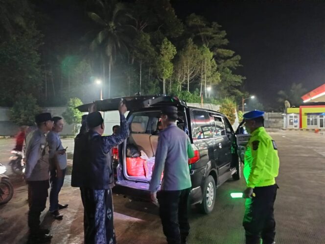 
					Lima Polsek di Wilayah Hukum Polres Pandeglang Gelar Patroli Cipta Kondisi