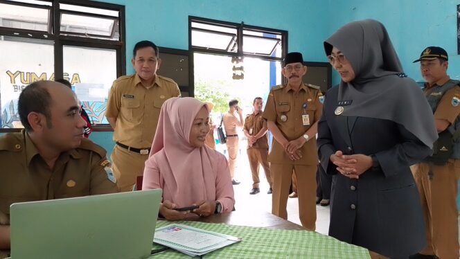 
					Bupati Pandeglang Minta Panitia SPMB 2025 Transparan dan Mudah
