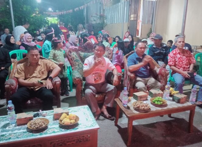 
					Tentukan Juara Lomba Karouke Di Acara Puncak Perayaan HUT RI Ke-80 Di Taman Kirana Surya Desa Pasangrahan Kecamatan Solear