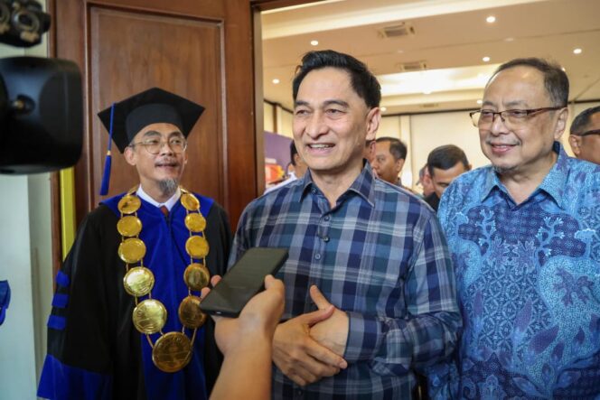 
					Wagub Banten Dimyati Natakusumah Paparkan Arti Wisuda