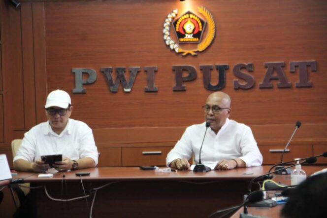 
					Ketum PWI Minta Biro Pers Istana Klarifikasi Soal Pencabutan Kartu Liputan Wartawan CNN Indonesia