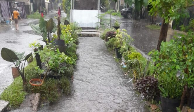 
					Selokan di Perumahan Taman Mutiara Indah Kota Serang Dikeluhkan, Warga Minta Ini